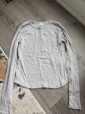 Abercrombie Girls long sleeve